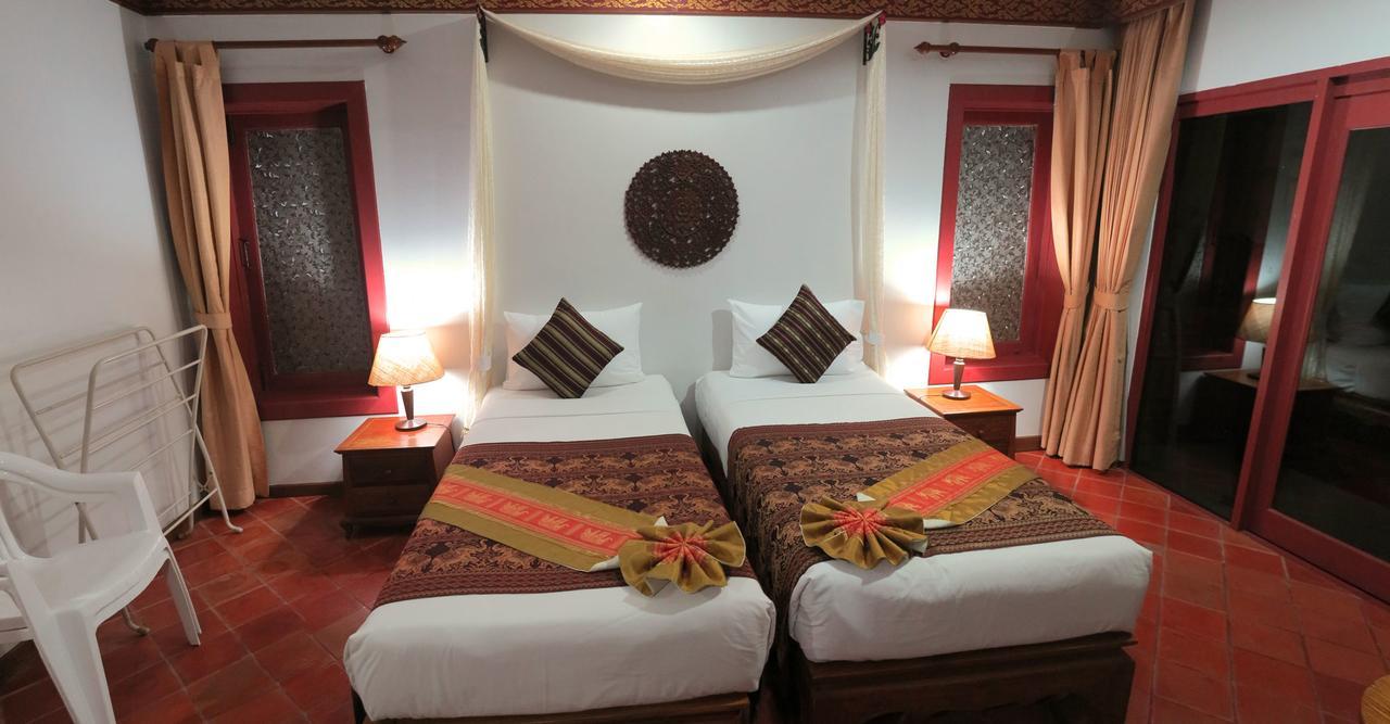 Kata Minta Hotel Phuket Exterior foto