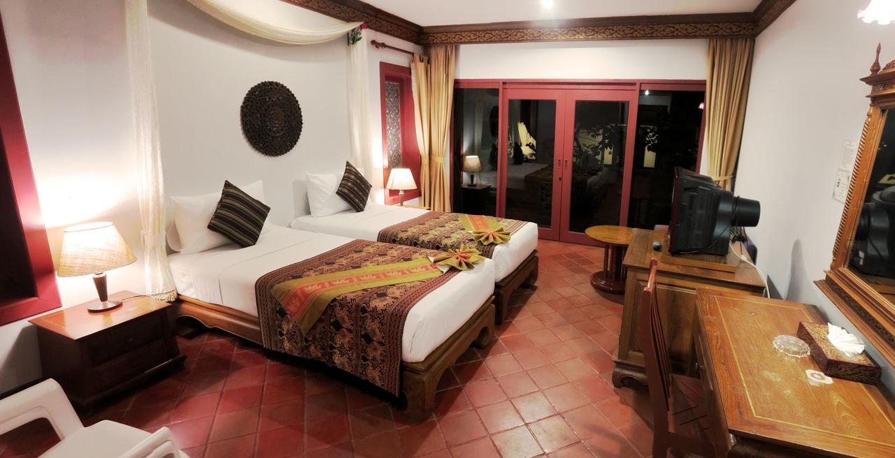 Kata Minta Hotel Phuket Exterior foto